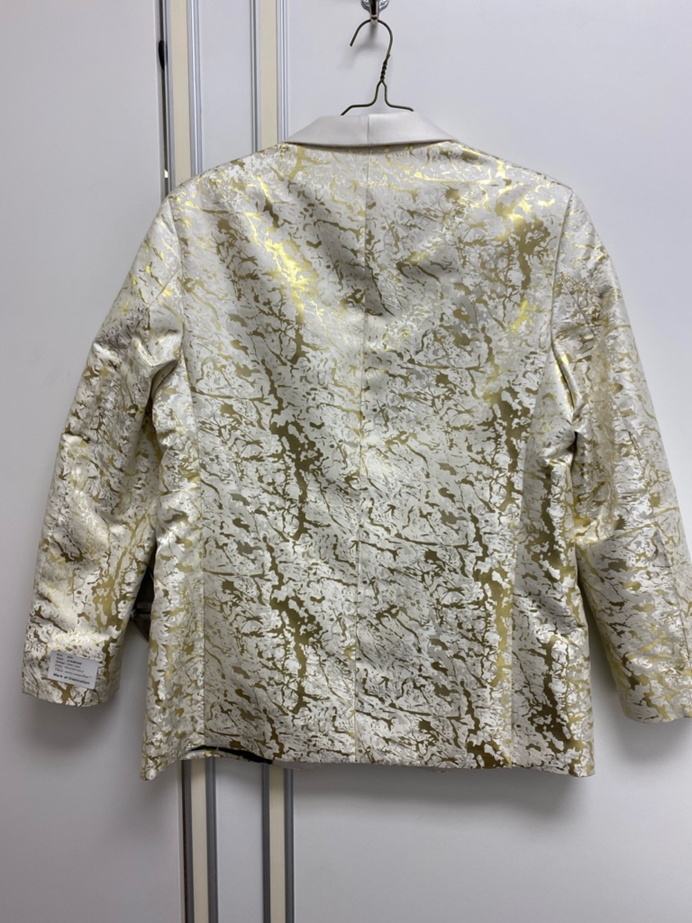 White and Gold Shawl Collar Tux Jacket - Picture 4 of 5
